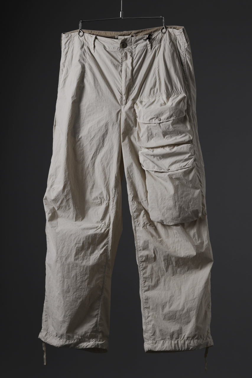 画像をギャラリービューアに読み込む, Ten c CARGO TROUSERS / GARMENT DYED LIGHT NYLON TACTEL MID LAYER (BEIGE)