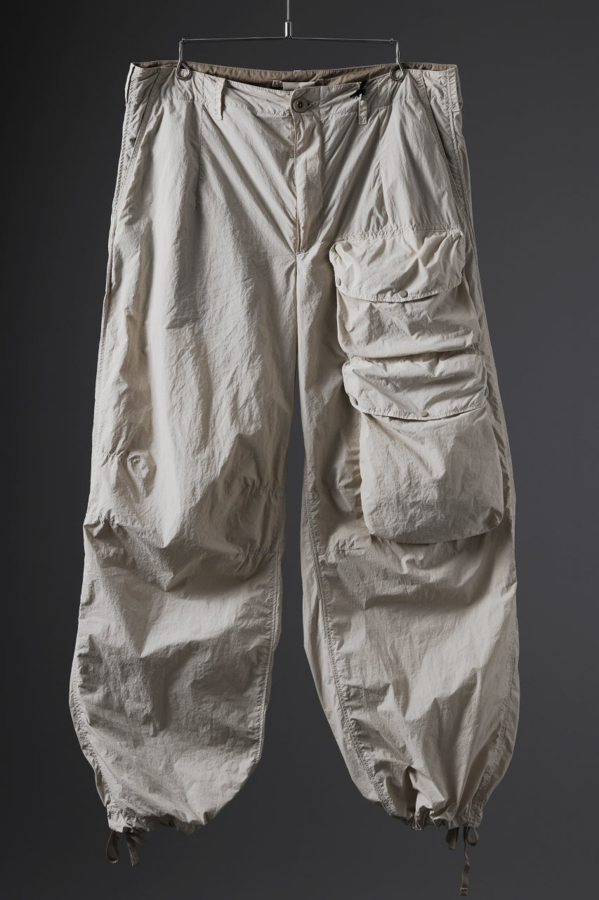 画像をギャラリービューアに読み込む, Ten c CARGO TROUSERS / GARMENT DYED LIGHT NYLON TACTEL MID LAYER (BEIGE)