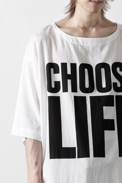 画像をギャラリービューアに読み込む, KATHARINE HAMNETT FABRIC SLOGAN TEE / CHOOSE LIFE (WHITE)