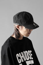 画像をギャラリービューアに読み込む, MASTERMIND WORLD x KATHARINE HAMNETT VINTAGE WASHED ORGANIC COTTON CAP (BLACK)