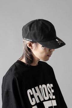 画像をギャラリービューアに読み込む, MASTERMIND WORLD x KATHARINE HAMNETT VINTAGE WASHED ORGANIC COTTON CAP (BLACK)