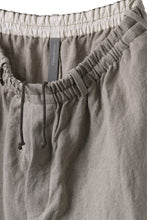 画像をギャラリービューアに読み込む, YUTA MATSUOKA dirts tapered trousers / no.14 linen canvas (ecru)
