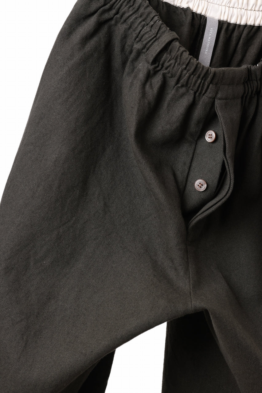 画像をギャラリービューアに読み込む, YUTA MATSUOKA dirts tapered trousers / sulfur dyed cotton linen gabardine (brown)