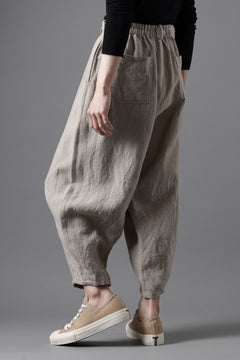 画像をギャラリービューアに読み込む, YUTA MATSUOKA dirts tapered trousers / no.14 linen canvas (ecru)