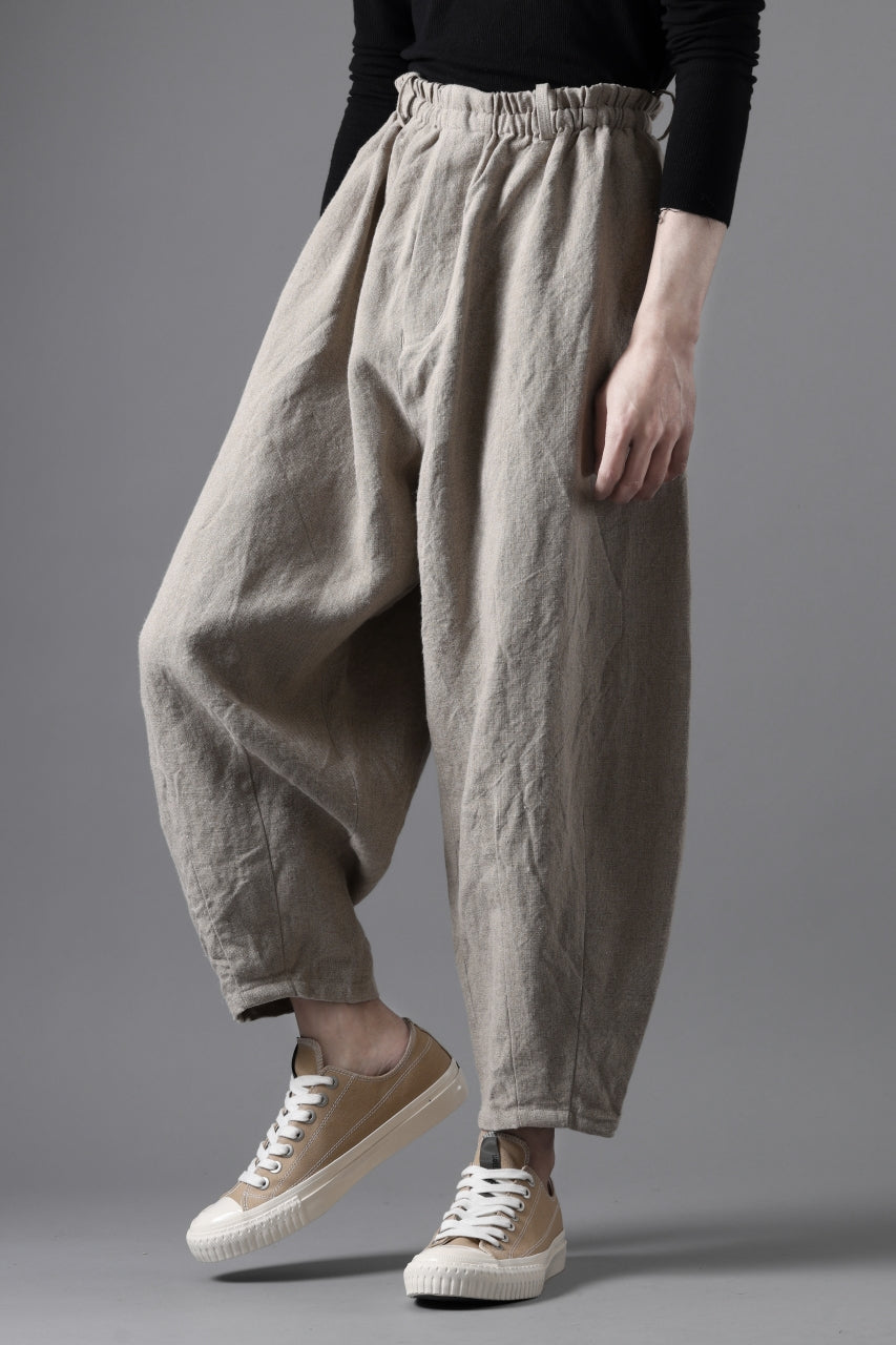 画像をギャラリービューアに読み込む, YUTA MATSUOKA dirts tapered trousers / no.14 linen canvas (ecru)