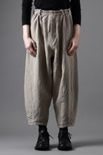画像をギャラリービューアに読み込む, YUTA MATSUOKA dirts tapered trousers / no.14 linen canvas (ecru)