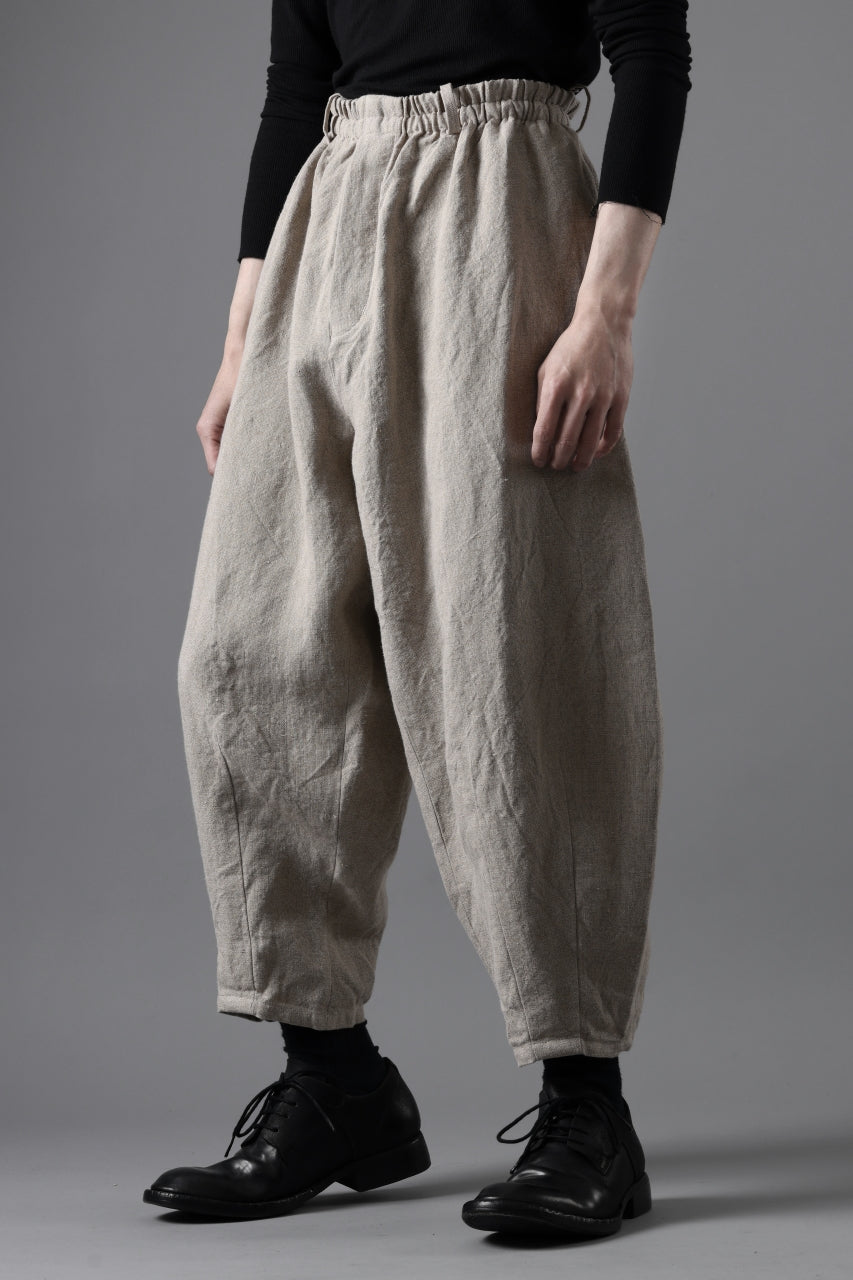 画像をギャラリービューアに読み込む, YUTA MATSUOKA dirts tapered trousers / no.14 linen canvas (ecru)