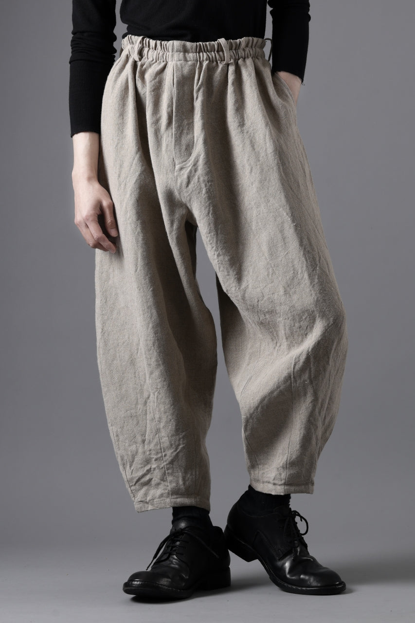 画像をギャラリービューアに読み込む, YUTA MATSUOKA dirts tapered trousers / no.14 linen canvas (ecru)