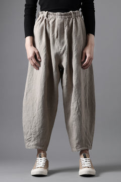 画像をギャラリービューアに読み込む, YUTA MATSUOKA dirts tapered trousers / no.14 linen canvas (ecru)