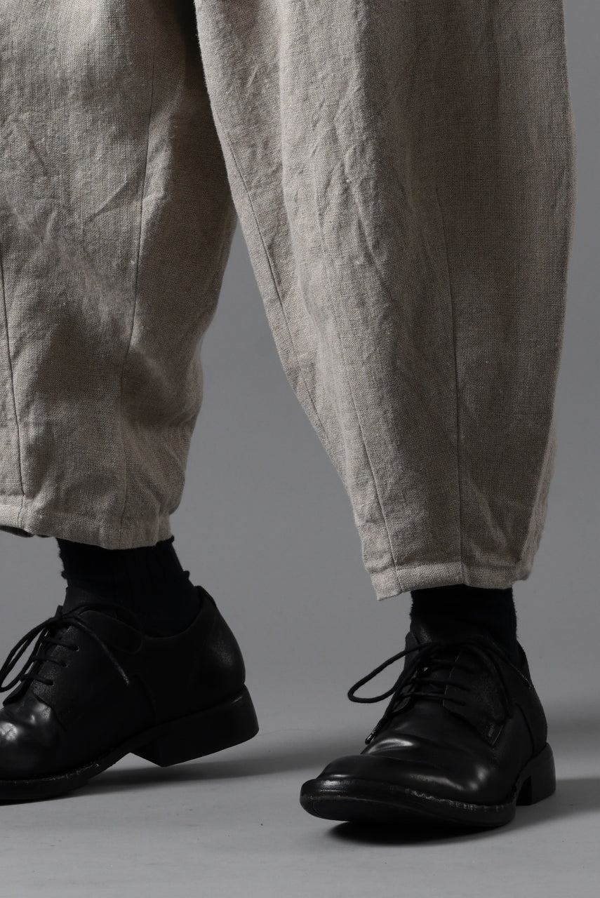 画像をギャラリービューアに読み込む, YUTA MATSUOKA dirts tapered trousers / no.14 linen canvas (ecru)