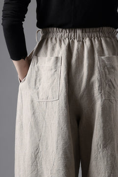 画像をギャラリービューアに読み込む, YUTA MATSUOKA dirts tapered trousers / no.14 linen canvas (ecru)