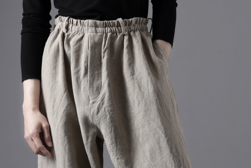 画像をギャラリービューアに読み込む, YUTA MATSUOKA dirts tapered trousers / no.14 linen canvas (ecru)