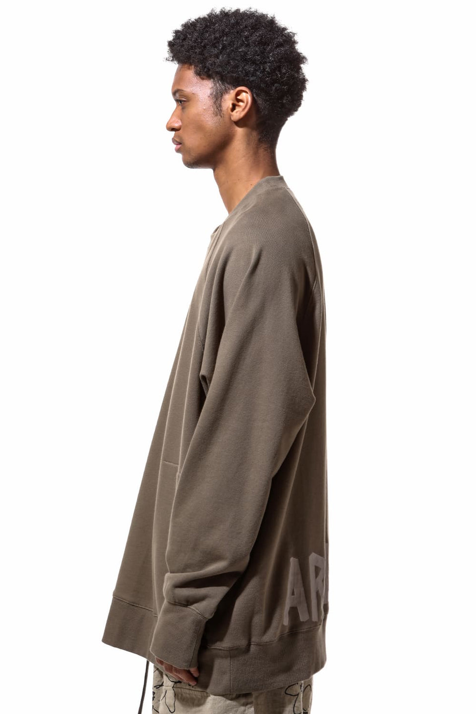 画像をギャラリービューアに読み込む, A.F ARTEFACT RAGLAN SWEAT TOP / PRINT BACK LOGO (BEIGE)