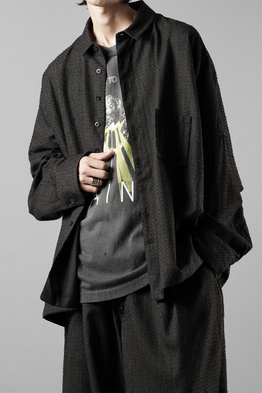 Load image into Gallery viewer, KLASICA EXTRA WIDE OUTER SHIRTS / FORK NEEDLE PUNCH SUPER 100's PENCIL STRIPE (IRON BROWN STRIPES)