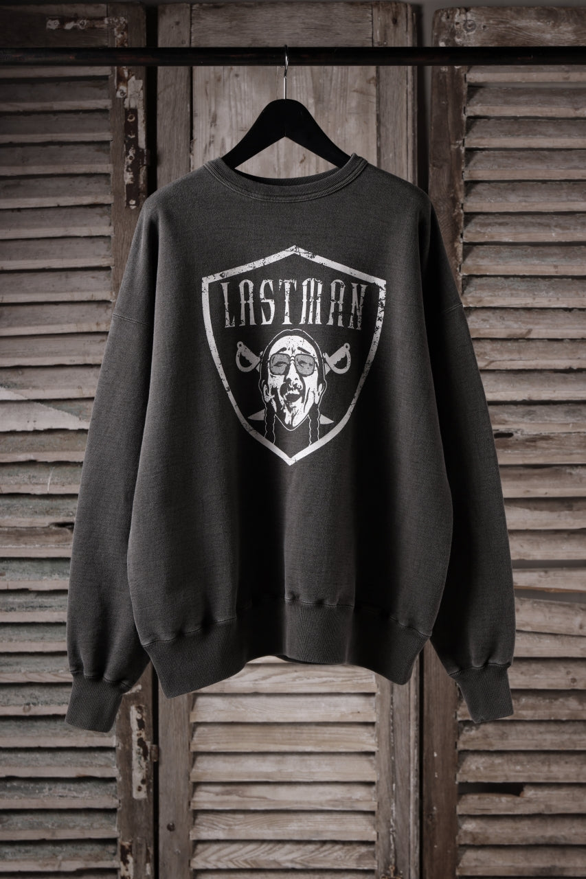 画像をギャラリービューアに読み込む, LASTMAN PRINTED CREW NECK -NFL- (BLACK)