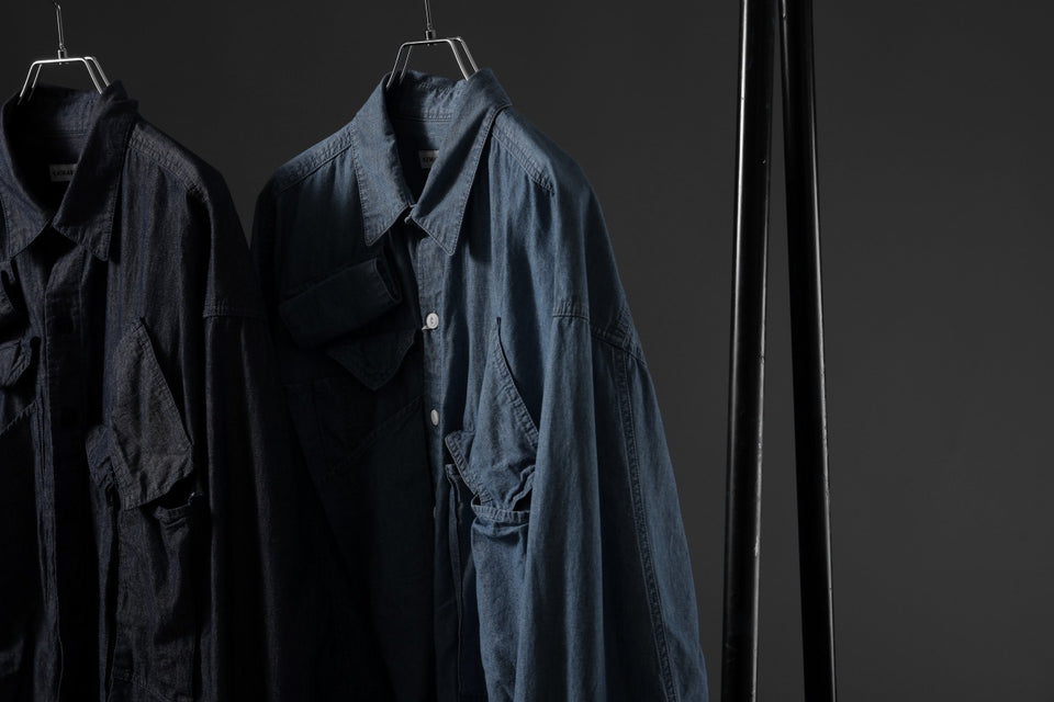 画像をギャラリービューアに読み込む, KATHARINE HAMNETT MULTI POCKET DENIM SHIRT / ORGANIC COTTON (LIGHT BLUE)