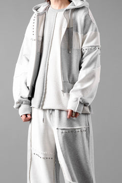 画像をギャラリービューアに読み込む, Feng Chen Wang PANELLED FULL ZIP HOODIE (GREY)