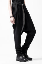 Load image into Gallery viewer, m.a+ hand painted elastic waist low crotch 2 pocket pants / P571-HP/JM4 (BLACK)