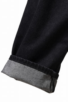 画像をギャラリービューアに読み込む, Feng Chen Wang INSIDE-OUT JEANS TROUSERS (BLACK)