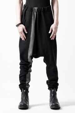 Load image into Gallery viewer, m.a+ hand painted elastic waist low crotch 2 pocket pants / P571-HP/JM4 (BLACK)