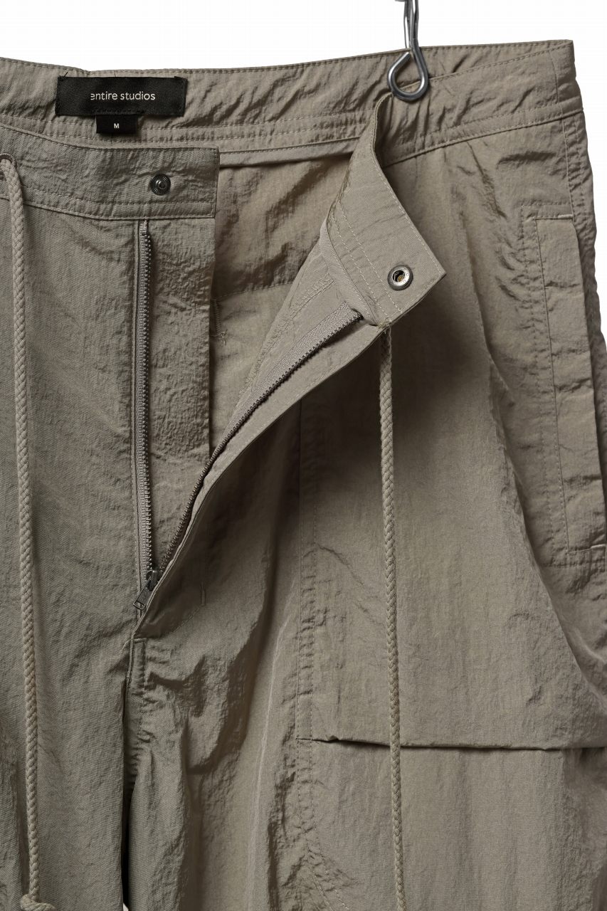 画像をギャラリービューアに読み込む, entire studios FREIGHT CARGO PANTS / CRINKLE NYLON (SAGE)