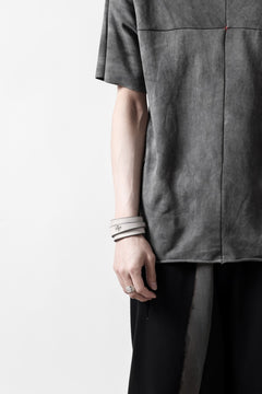 Load image into Gallery viewer, m.a+ croissant wrist band #2 / A-F0K3/GR3,0 (CARBON)