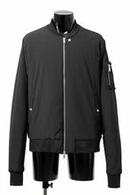 画像をギャラリービューアに読み込む, thom/krom MA-1 JACKET / ELASTIC NYLON + WARM PADDED (BLACK)