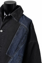 画像をギャラリービューアに読み込む, Feng Chen Wang DECONSTRUCTED DENIM JACKET (BLACK/NAVY)