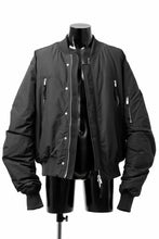 Load image into Gallery viewer, thom/krom FLIGHT BOMBER JACKET / WARM PADDED (BLACK)