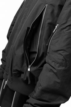 Load image into Gallery viewer, thom/krom FLIGHT BOMBER JACKET / WARM PADDED (BLACK)
