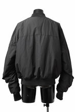 Load image into Gallery viewer, thom/krom FLIGHT BOMBER JACKET / WARM PADDED (BLACK)