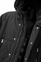 画像をギャラリービューアに読み込む, thom/krom HOODIE ZIP BOMBER COAT / WARM PADDED (BLACK)