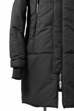 画像をギャラリービューアに読み込む, thom/krom HOODIE ZIP BOMBER COAT / WARM PADDED (BLACK)