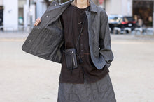 画像をギャラリービューアに読み込む, KLASICA "FLOW" MOBILE POUCH / FVT ITALIAN COW LEATHER (BLACK x SILVER)