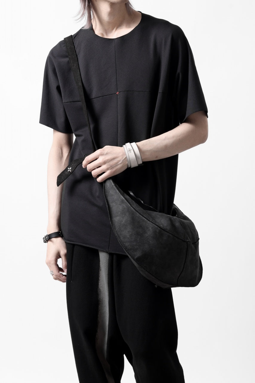 Load image into Gallery viewer, m.a+ medium banana belt bag / BO250/VOP1,2 (BLACK)