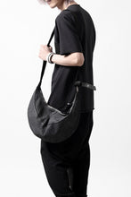 Load image into Gallery viewer, m.a+ medium banana belt bag / BO250/VOP1,2 (BLACK)