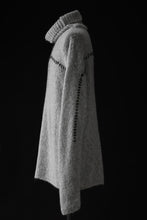 画像をギャラリービューアに読み込む, thom/krom HIGH COLLAR KNIT PULLOVER / ALPACA WOOL (LIGHT GREY)