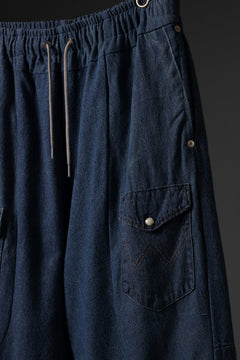 画像をギャラリービューアに読み込む, CHANGES LOOSEY REMAKE PANTS  / MADE BY VTG Wrangler SHIRT (INDIGO #B)