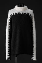 Load image into Gallery viewer, thom/krom MOCK NECK KNIT PULLOVER / ALPACA WOOL (WHITE x BLACK)