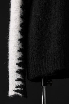 Load image into Gallery viewer, thom/krom MOCK NECK KNIT PULLOVER / ALPACA WOOL (WHITE x BLACK)