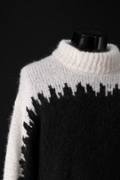 Load image into Gallery viewer, thom/krom MOCK NECK KNIT PULLOVER / ALPACA WOOL (WHITE x BLACK)