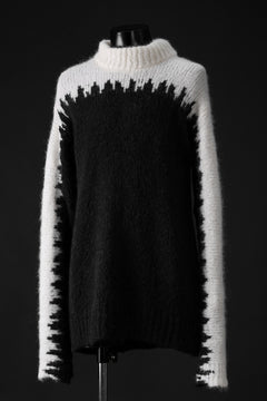 Load image into Gallery viewer, thom/krom MOCK NECK KNIT PULLOVER / ALPACA WOOL (WHITE x BLACK)