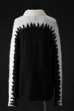 Load image into Gallery viewer, thom/krom MOCK NECK KNIT PULLOVER / ALPACA WOOL (WHITE x BLACK)
