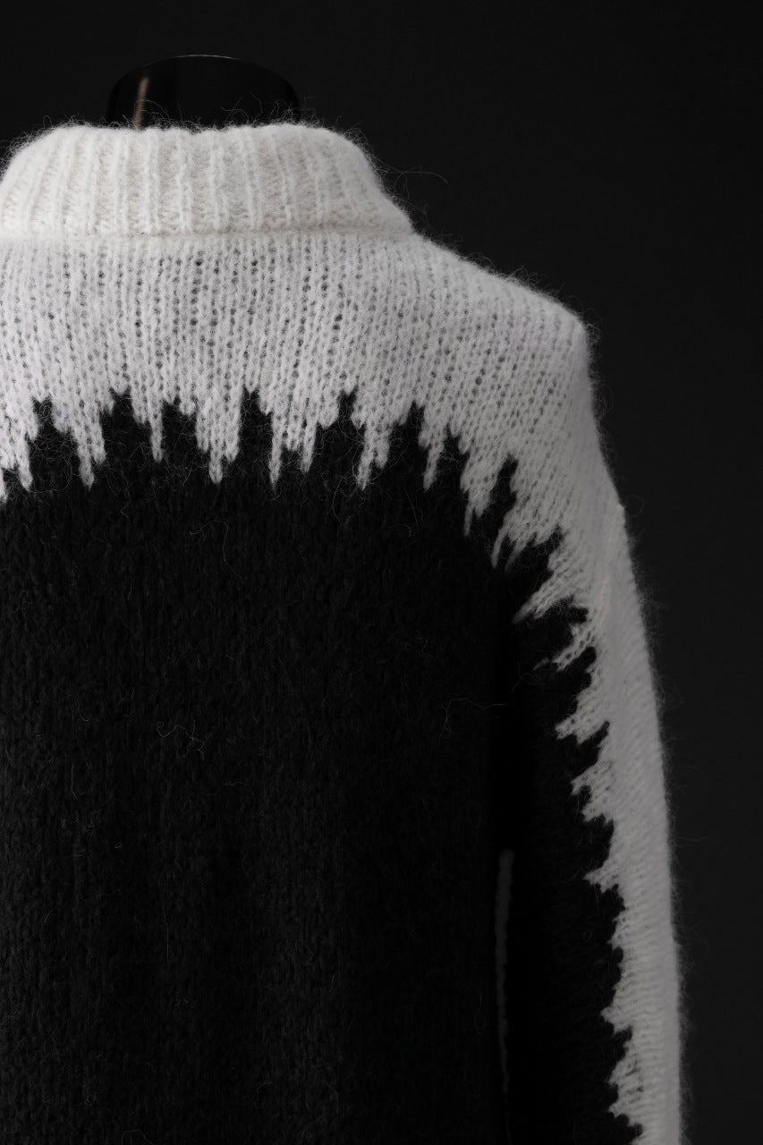 Load image into Gallery viewer, thom/krom MOCK NECK KNIT PULLOVER / ALPACA WOOL (WHITE x BLACK)