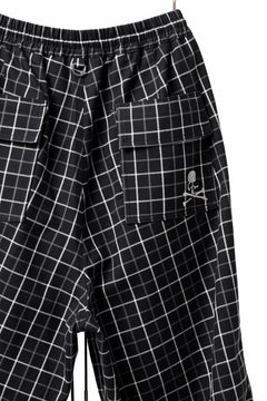 Load image into Gallery viewer, mastermind JAPAN EASY WAIST TAPERED TROUSERS (BLACK PLAID)