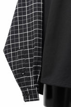 Load image into Gallery viewer, mastermind JAPAN DOCKING OVER TOPS / BOXY FIT (BLACK x BLACK PLAID)