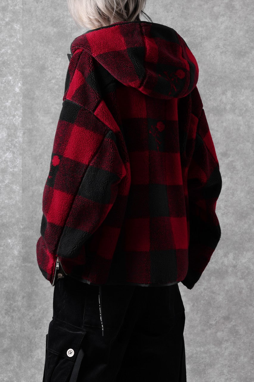 Load image into Gallery viewer, mastermind JAPAN BUFFALO-PLAID SHERPA JACKET / BOXY FIT (BLACK x RED)