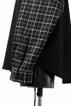 Load image into Gallery viewer, mastermind JAPAN DOCKING OVER TOPS / BOXY FIT (BLACK x BLACK PLAID)