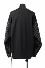 Load image into Gallery viewer, mastermind JAPAN DOCKING OVER TOPS / BOXY FIT (BLACK x BLACK PLAID)
