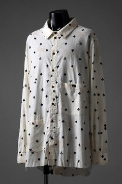 画像をギャラリービューアに読み込む, Aleksandr Manamis Mended Shirt / Tea Stain Dyed Cotton Gauze (QUATRE)